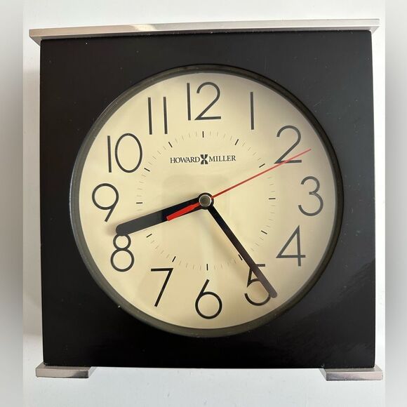 Retired Howard Miller Maxim Table Clock Black & Silver Works! - Picture 6 of 13